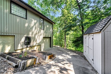 You have *got* to see this one! Tucked away in Bella Vista's - photo 29