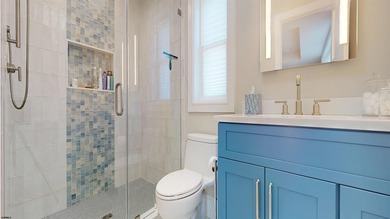 MOVE IN READY! ENJOY THE BEST OF SUMMER IN YOUR MARGATE HOME! - photo 29