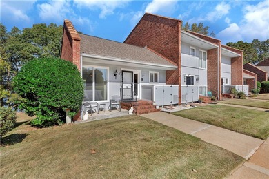 Lake Townhome/Townhouse For Sale in Anderson, South Carolina