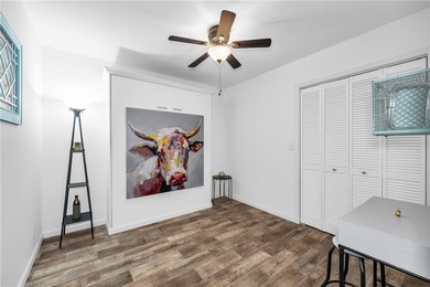 You have *got* to see this one! Tucked away in Bella Vista's - photo 49