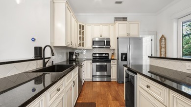 Introducing a charming coastal cottage located in the heart of - photo 4