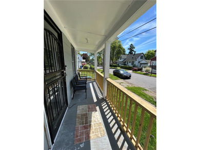 Opportunity awaits with this 3 bedroom single family recently - photo 8