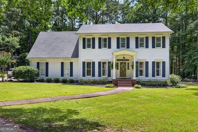 Welcome home to this masterfully designed and meticulously - photo 1