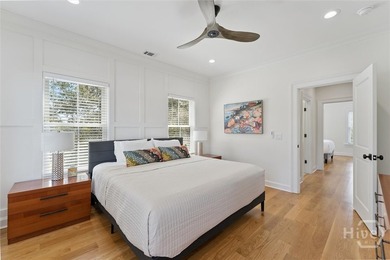 This low-maintenance home is a refreshing contrast to the high - photo 11