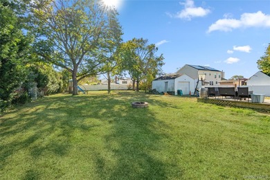 Welcome to 48 Farmers Avenue in Lindenhurst. A Charming and - photo 23
