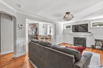 Welcome to this charming Cape in Fairfield's desirable - photo 5