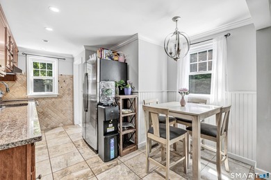 Welcome to this charming Cape in Fairfield's desirable - photo 8