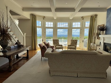 Experience unmatched luxury lifestyle, privacy and recreation on - photo 2