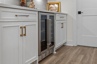 Welcome to 2842 Maritime Forest! This newer construction custom - photo 16