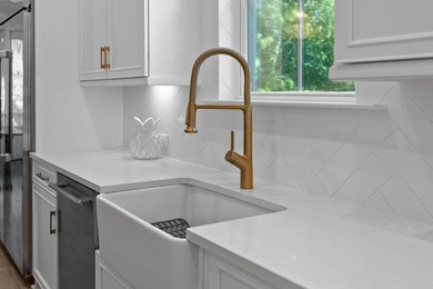 Welcome to 2842 Maritime Forest! This newer construction custom - photo 20