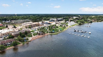 Waterfront living doesn't get much better than this beautifully - photo 32