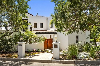 Air Conditioned Beautiful spacious indoor/ outdoor home on a - photo 33