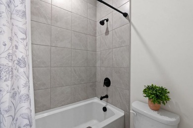 Welcome to 2842 Maritime Forest! This newer construction custom - photo 40