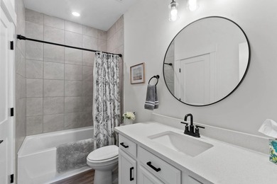 Welcome to 2842 Maritime Forest! This newer construction custom - photo 41