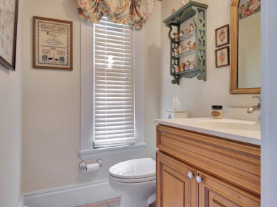 553 Main Street, Wayne - photo 19