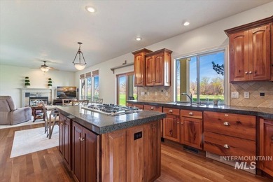 This beautifully maintained home will not disappoint. Nestle in - photo 15
