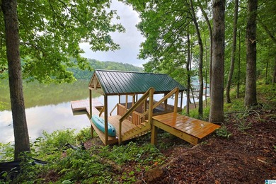 Move in ready 3 bedroom, 2.5 bath lake home on beautiful Lake - photo 16