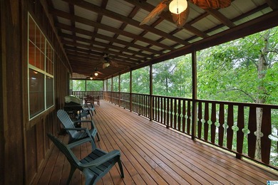 Move in ready 3 bedroom, 2.5 bath lake home on beautiful Lake - photo 23