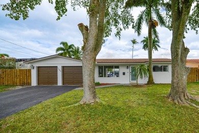 (private lake, pond, creek) Home For Sale in Plantation Florida