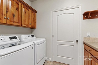 This beautifully maintained home will not disappoint. Nestle in - photo 34