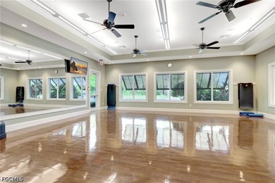 Discover refined luxury in this beautifully maintained 2-bedroom - photo 46
