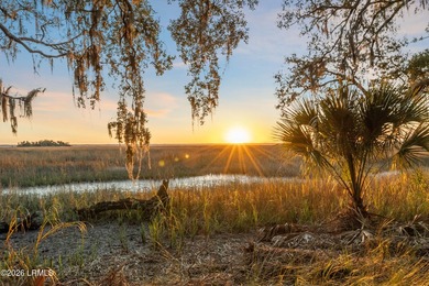 Rare and beautiful marsh-front lot now available with sweeping - photo 2