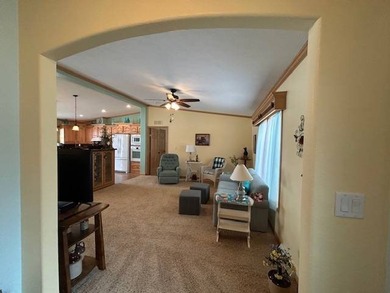 This 2015 ranch style home comes with 3 bedrooms, 2 bathrooms - photo 3