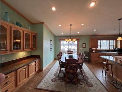 This 2015 ranch style home comes with 3 bedrooms, 2 bathrooms - photo 8