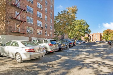 Welcome to Linden Hill #2 - Spacious and Renovated 2 BEDROOM - photo 12