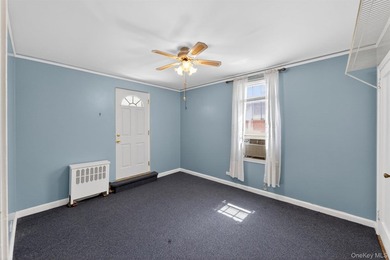 Welcome Home to 642 Edison! A rare opportunity in Throggs Neck - photo 14
