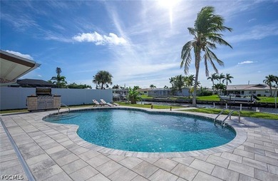 Nestled in the highly sought-after Yacht Club Area of Cape Coral - photo 19