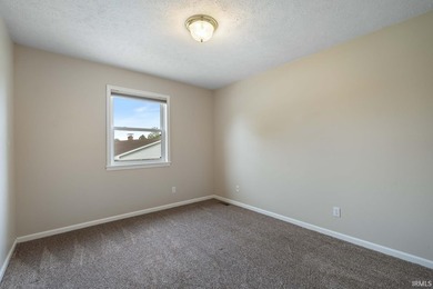 Welcome to waterfront living at its finest! This beautifully - photo 20
