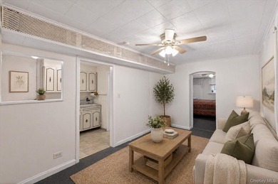 Welcome Home to 642 Edison! A rare opportunity in Throggs Neck - photo 24