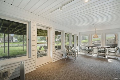Welcome to waterfront living at its finest! This beautifully - photo 38