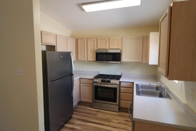 Totally updated with new Gas CFA and refrigerated AC, gas hot