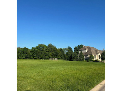 Pewaukee Lake Lot For Sale in Pewaukee Wisconsin