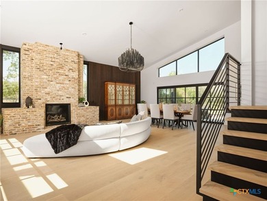 A residence of rare privilege, a fully reimagined modern estate - photo 9