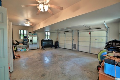 This custom LAKEFRONT CRAFTSMAN home has a NEW ROOF and is - photo 23