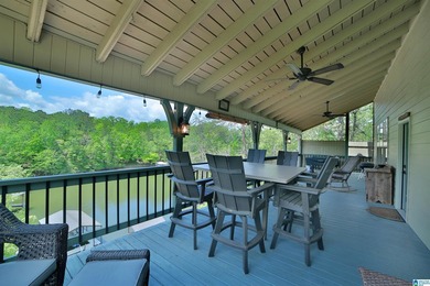 This custom LAKEFRONT CRAFTSMAN home has a NEW ROOF and is - photo 25