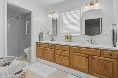 MOTIVATED SELLER! Nestled within the exclusive gated community - photo 31