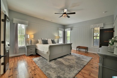 This custom LAKEFRONT CRAFTSMAN home has a NEW ROOF and is - photo 37
