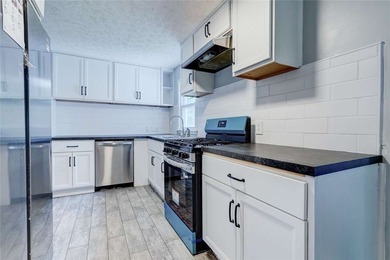 Step in and discover this expansive and beautiful with features - photo 2
