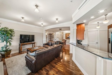 This top-floor corner unit, 3-bedroom 3-bath condo in Lakeside - photo 5