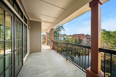 This top-floor corner unit, 3-bedroom 3-bath condo in Lakeside - photo 6