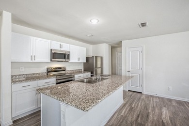 Welcome home to this charming 3-bedroom, 2 bath brick home - photo 6