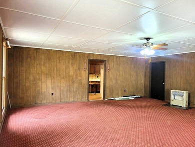 Great opportunity to own a business & live next to it. 3 bedroom - photo 15