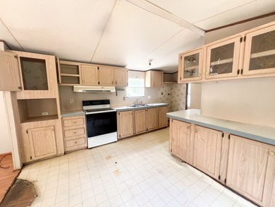 Welcome to your own slice of Old Florida paradise in the - photo 20