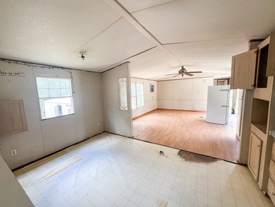 Welcome to your own slice of Old Florida paradise in the - photo 21