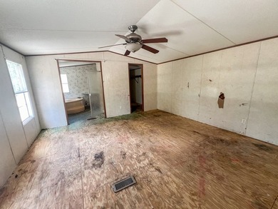 Welcome to your own slice of Old Florida paradise in the - photo 24
