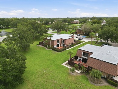 Welcome home to this well-presented 2-bed, 2.5-bath townhome - photo 38